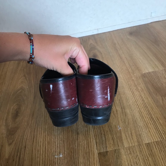 Women’s size 40 dansko - Picture 3 of 4